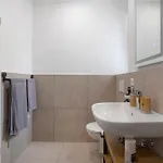 Global - Ay Homes Apartment