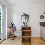 Apartment Global - Ay Homes