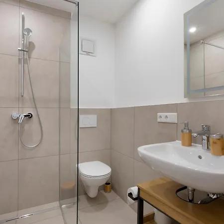 Global - Ay Homes Appartamento Augusta