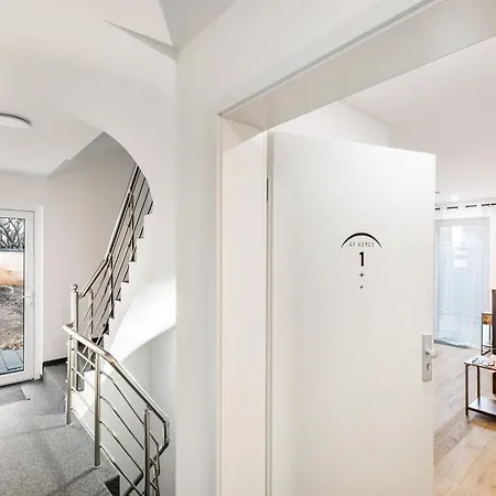 Apartmán Global - Ay Homes *