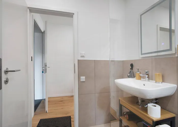 Global - Ay Homes Appartement