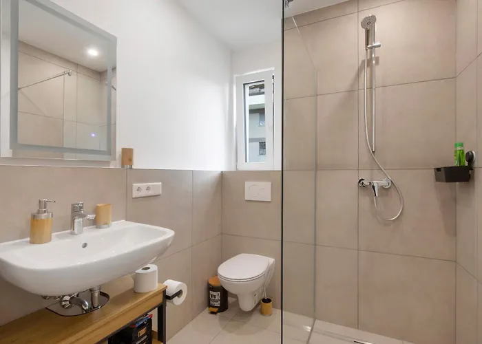 Apartament Global - Ay Homes *